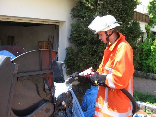 2009_05_24 Kontainerbrand Gollee Wiesenbek 008